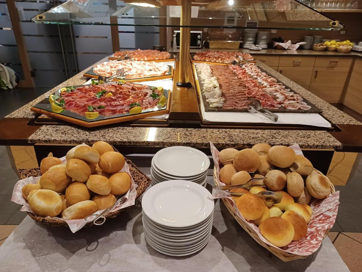 Hotel Bel Sit Comano Terme Esterno foto