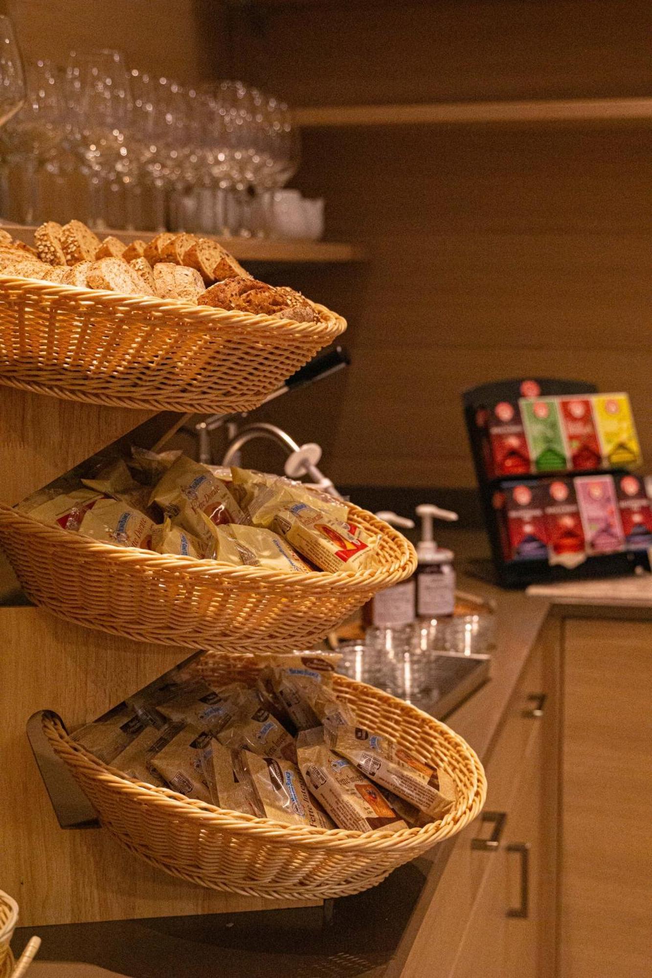 Hotel Bel Sit Comano Terme Esterno foto